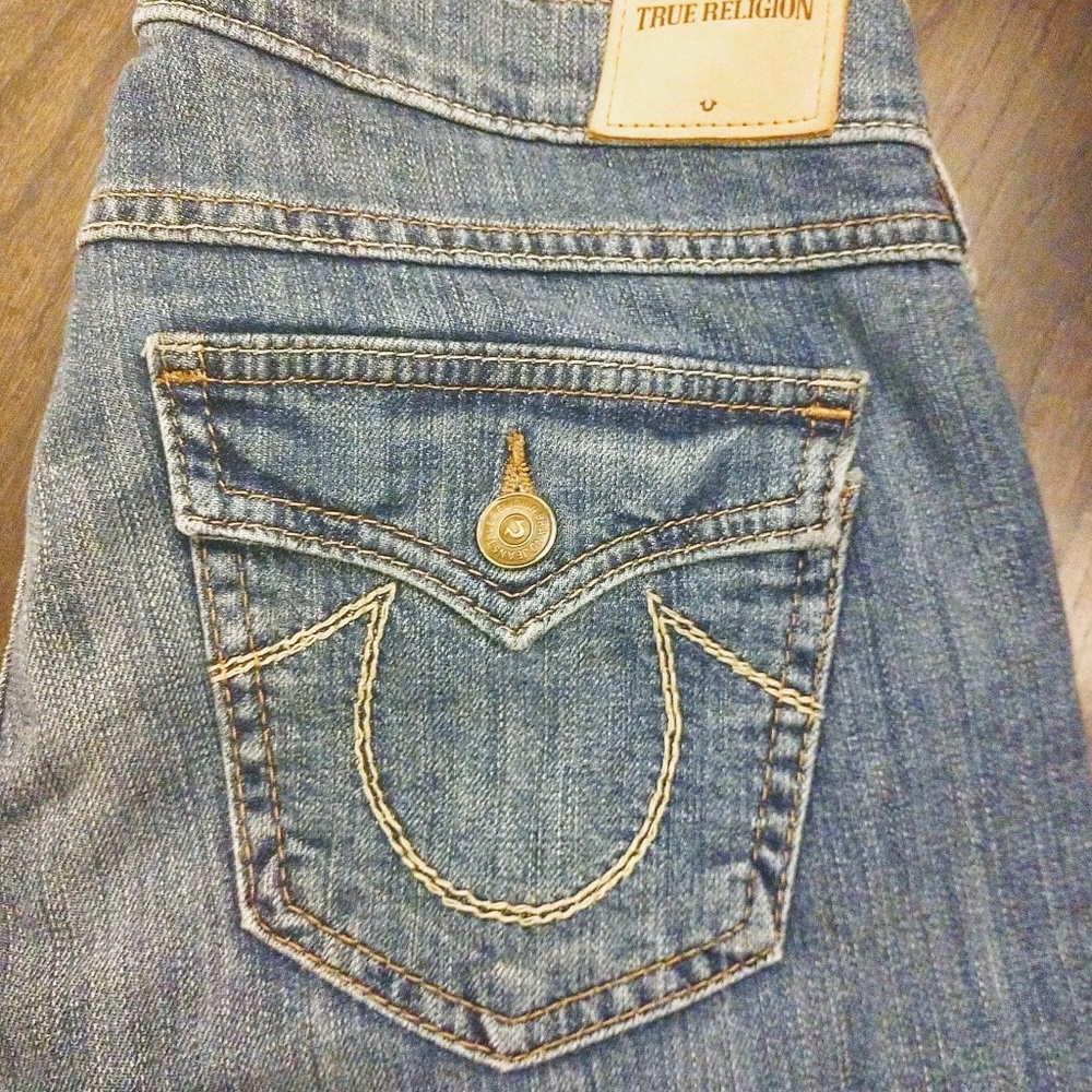 True Religion Mid Rise Straight - Picture 2 of 3